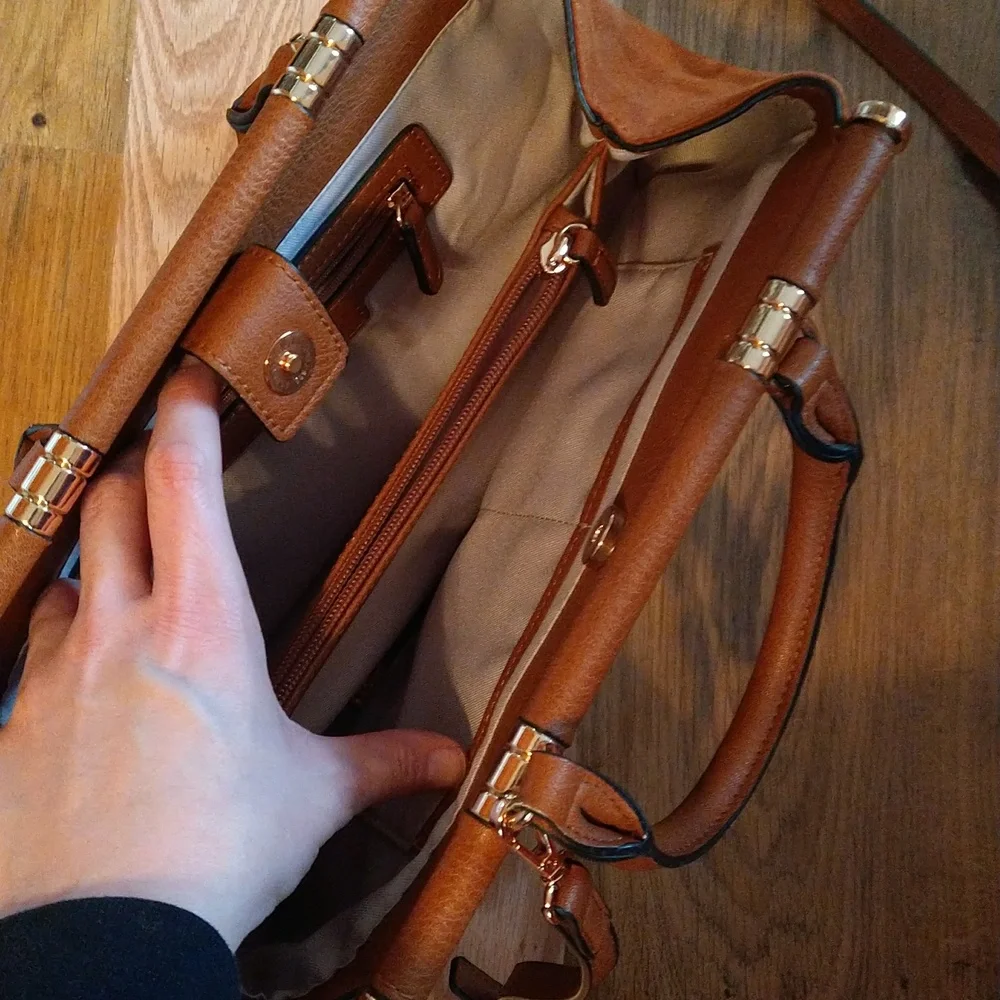 LC Lauren Conrad Satchel